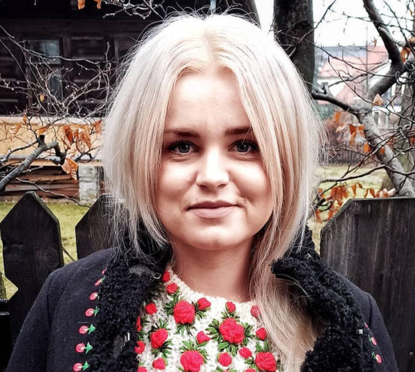 Katarzyna Gąsienica – kim jest gwiazda Gogglebox? Wiek, dzieci i mąż